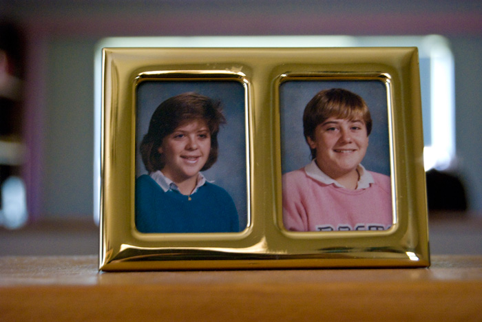 That's my sister on the right. That's my sister on the right.